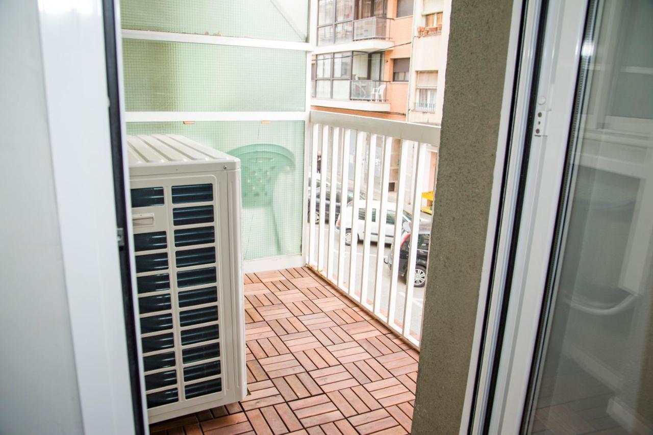 Apartamento Reus 2 - Parking Gratuito Exterior photo