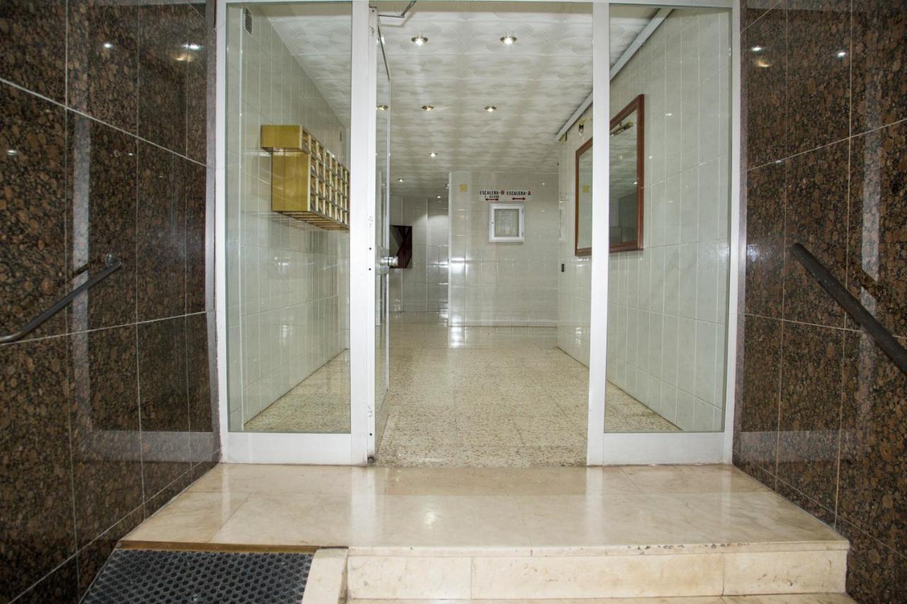 Apartamento Reus 2 - Parking Gratuito Exterior photo